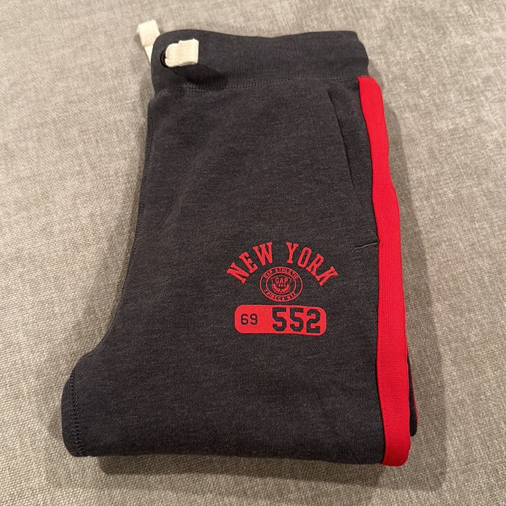 GapKids boys NY logo sweatpants, size XL/12, NWT